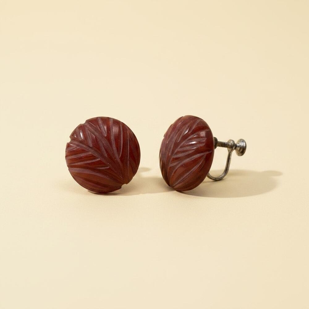 Vintage 1930s Bakelite Earrings-Carved-Art Deco-Brown-Screw Back-Costume Jewelry